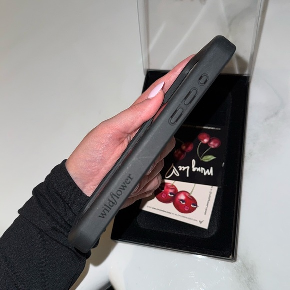 Wildflower iPhone 15 Pro Max Case - Picture 6 of 7